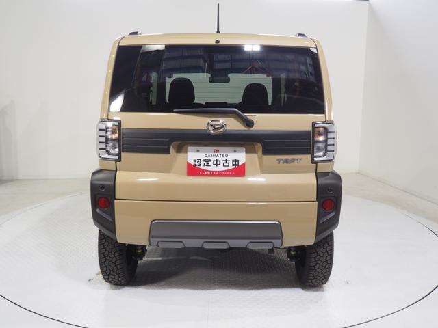 タフトＧ　ダーククロムベンチャー４ＷＤ　ブラックガーニッシュ（フロント／リヤ）　ブロックタイヤ＆アルミホイール　ＬＥＤヘッドライト　オートライト　オートエアコン　オーディオレス　シートヒーター　コーナーセンサー　アイドリングストップ（北海道）の中古車