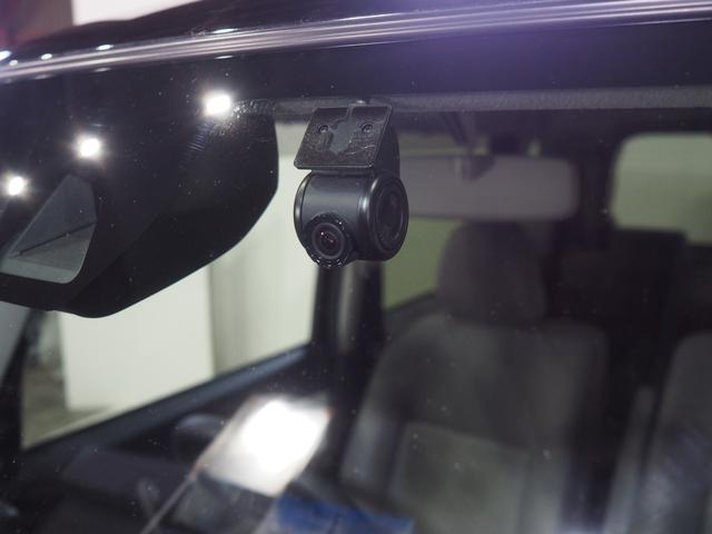 タントウェルカムシートリフトX4WD スマートアシスト 助手席電動シートリフト 両側スライドドア左電動 ダイハツ純正ナビ バックモニター ドライブレコーダー LEDヘッドライト オートライト オートエアコン キーフリーシステム(北海道)の中古車