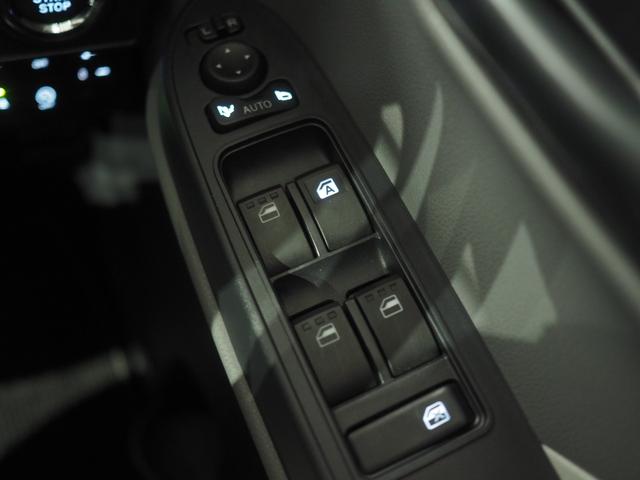 タントXセレクション4WD 両側スライドドア左電動 LEDヘッドライト オートライト オートエアコン ダイハツ純正ナビ バックモニター ドライブレコーダー リモコンエンジンスターター シートヒーター キーフリー(北海道)の中古車