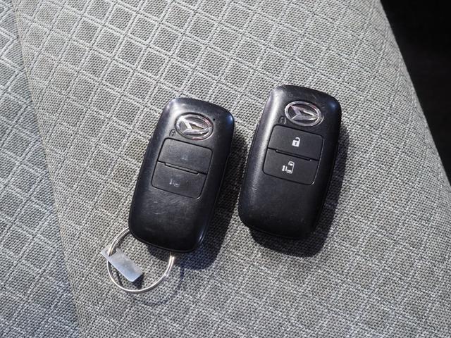 タントＸ４ＷＤ　両側スライドドア左電動　ＬＥＤヘッドライト　オートライト　オートエアコン　オーディオレス　リモコンエンジンスターター　運転席助手席シートヒーター　後席テーブル　キーフリーシステム（北海道）の中古車