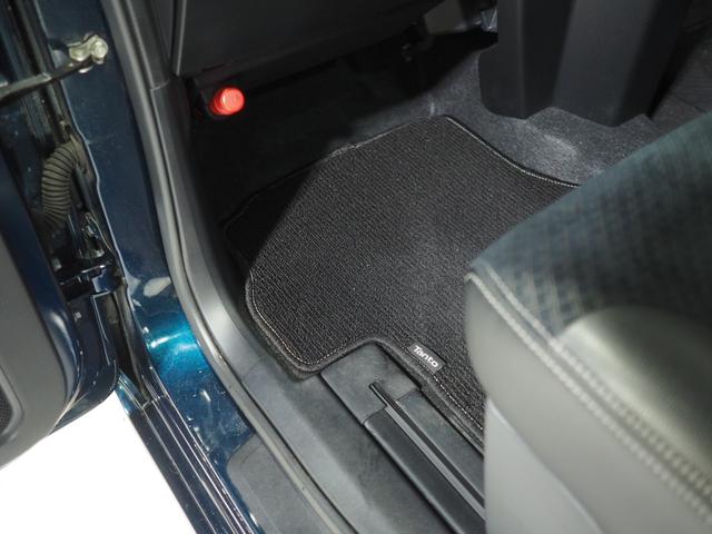 タントカスタムＲＳスタイルセレクション４ＷＤ　ターボ　両側パワースライドドア　ＬＥＤヘッドライト　ダイハツ純正ナビ　パノラマモニター　ドライブレコーダー　ＥＴＣ車載器　リモコンエンジンスターター　シートヒーター　アイドリングストップ（北海道）の中古車