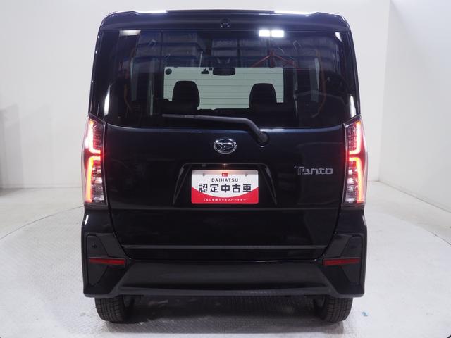 タントカスタムＸ４ＷＤ　夏冬タイヤ　両側パワースライドドア　ダイハツ純正ナビ　バックモニター　ドライブレコーダー　リモコンエンジンスターター　運転席助手席シートヒーター　オートエアコン　アイドリングストップ（北海道）の中古車