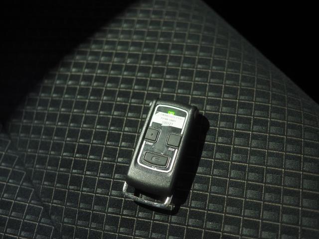 タントカスタムＸ４ＷＤ　夏冬タイヤ　両側パワースライドドア　ダイハツ純正ナビ　バックモニター　ドライブレコーダー　リモコンエンジンスターター　運転席助手席シートヒーター　オートエアコン　アイドリングストップ（北海道）の中古車