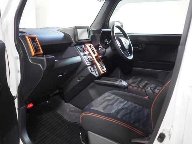 タフトＧターボ４ＷＤ　ガラスルーフ　ＬＥＤヘッドライト　ダイハツ純正ナビ　バックモニター　リモコンエンジンスターター　クルーズコントロール　運転席助手席シートヒーター　前後コーナーセンサー　アイドリングストップ（北海道）の中古車