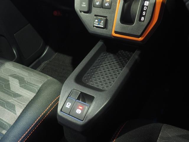 タフトＧターボ４ＷＤ　ガラスルーフ　ＬＥＤヘッドライト　ダイハツ純正ナビ　バックモニター　リモコンエンジンスターター　クルーズコントロール　運転席助手席シートヒーター　前後コーナーセンサー　アイドリングストップ（北海道）の中古車
