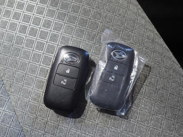 タントＸ４ＷＤ　両側スライドドア左電動　ＬＥＤヘッドライト　オートライト　デジタルメーター　キーフリーシステム　運転席助手席シートヒーター　前後コーナーセンサー　オーディオレス　アイドリングストップ（北海道）の中古車