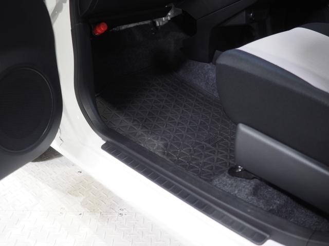 ミライースＢ４ＷＤ　夏冬タイヤ　ＣＤチューナー　リモコンエンジンスターター　キーレスエントリー　デジタルメーター　アイドリングストップ　ＶＳＣ（横滑り抑制機能）（北海道）の中古車