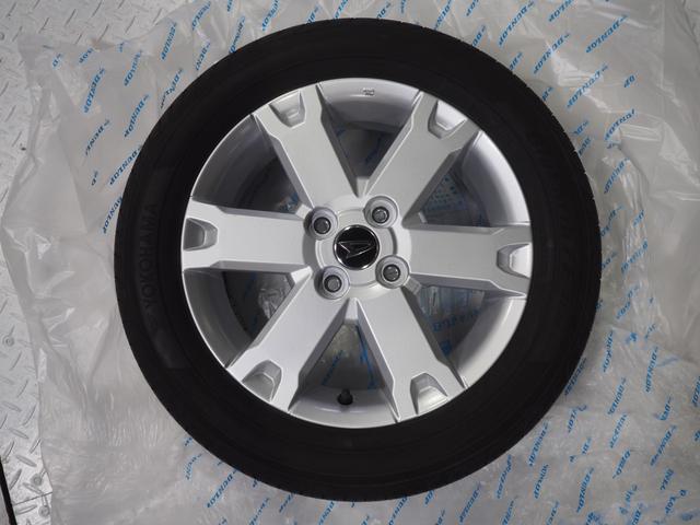 タフトＧ４ＷＤ　ガラスルーフ　ダイハツ純正ナビ　バックモニター　ＥＴＣ車載器　リモコンエンジンスターター　運転席助手席シートヒーター　電動パーキングブレーキ　ＬＥＤヘッドライト　オートライト　オートエアコン（北海道）の中古車