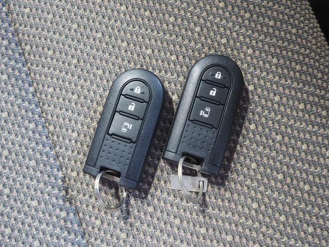 タントX SAIII4WD 夏冬タイヤ 両側スライドドア左電動 ダイハツ純正ナビ バックモニター リモコンエンジンスターター キーフリーシステム オートライト オートエアコン 運転席シートヒーター アイドリングストップ(北海道)の中古車