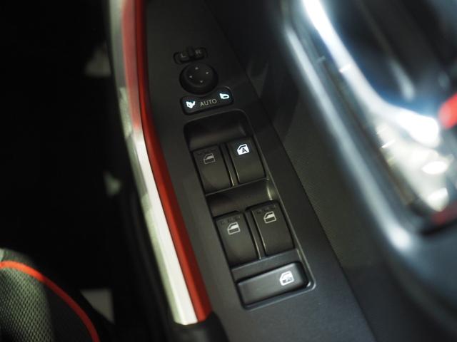 ロッキーＸ４ＷＤ　夏冬タイヤ　ダイハツ純正ナビ　バックモニター　リモコンエンジンスターター　ＬＥＤヘッドライト　オートエアコン　運転席助手席シートヒーター　前後コーナーセンサー　アイドリングストップ（北海道）の中古車