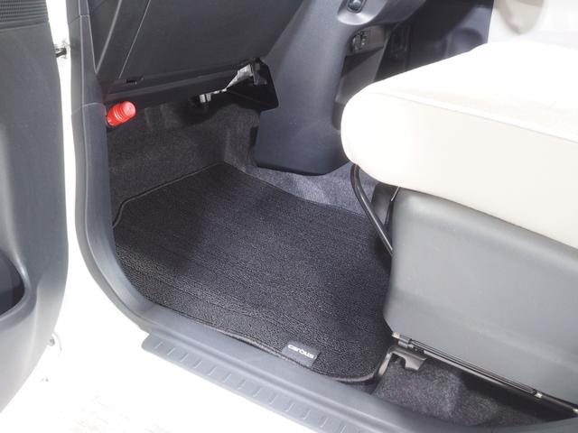 ムーヴキャンバスＧメイクアップＶＳ　ＳＡIII４ＷＤ　両側パワースライドドア　ダイハツ純正ナビ　パノラマモニター　リモコンエンジンスターター　ドライブレコーダー　オートエアコン　運転席シートヒーター　ＬＥＤヘッドライト　オートライト（北海道）の中古車