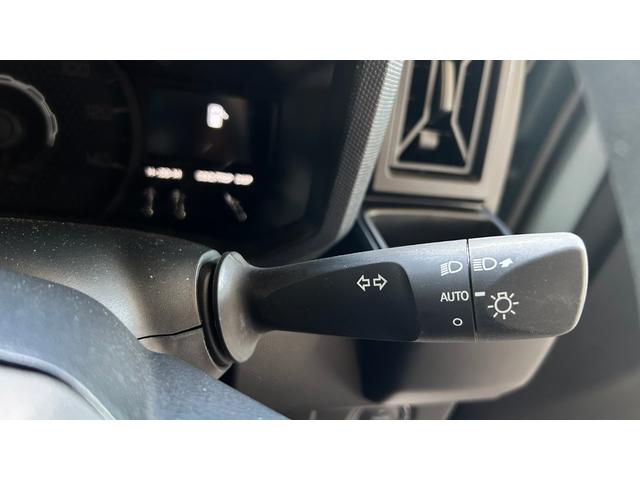 タフトX4WD ガラスルーフ LEDヘッドライト オートライト オートエアコン オーディオレス 前後コーナーセンサー 電動パーキングブレーキ アイドリングストップ VSC(横滑り抑制機能)(北海道)の中古車