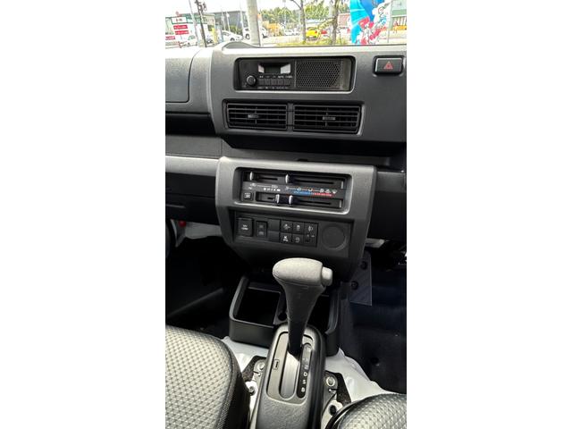 ハイゼットトラックスタンダードパートタイム4WD フロアシフトCVT AM/FMラジオ 前後コーナーセンサー アイドリングストップ VSC(横滑り抑制機能) スマートアシスト(北海道)の中古車