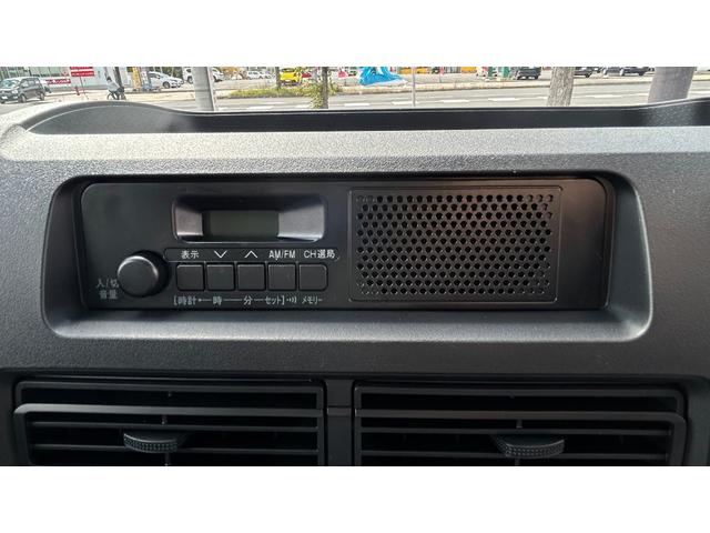 ハイゼットトラックスタンダードパートタイム4WD フロアシフトCVT AM/FMラジオ 前後コーナーセンサー アイドリングストップ VSC(横滑り抑制機能) スマートアシスト(北海道)の中古車