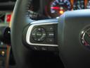４ＷＤ　スマートアシスト　ガラスルーフ　ＬＥＤヘッドライト　オートライト　オートエアコン　オーディオレス　運転席助手席シートヒーター　前後コーナーセンサー　電動パーキングブレーキ　アルミホイール（北海道）の中古車
