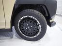 ４ＷＤ　ブラックガーニッシュ（フロント／リヤ）　ブロックタイヤ＆アルミホイール　ＬＥＤヘッドライト　オートライト　オートエアコン　オーディオレス　シートヒーター　コーナーセンサー　アイドリングストップ（北海道）の中古車