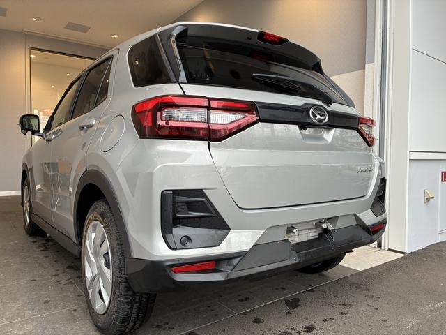 ロッキーＬ　４ＷＤワンオーナー・４ＷＤ・７．４万Ｋ・ナビ・バックカメラ・ステアリングスイッチ・マニュアルエアコン・シートヒーター・ドライブレコーダー・格納機能付ミラー・フルホイールキャップ・スマートアシスト搭載（北海道）の中古車