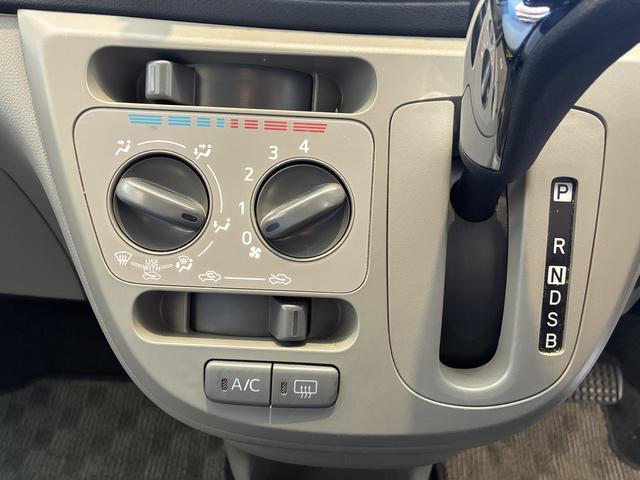 ミライースＸｆ　ＳＡ　４ＷＤ４ＷＤ・３．７万Ｋ　・ＣＤチューナー・マニュアルエアコン・キーレスエントリー・スタッドレスタイヤ・ドアバイザー・横滑り防止・アイドリングストップ・ヘッドライトコントロール・衝突回避支援システム（北海道）の中古車