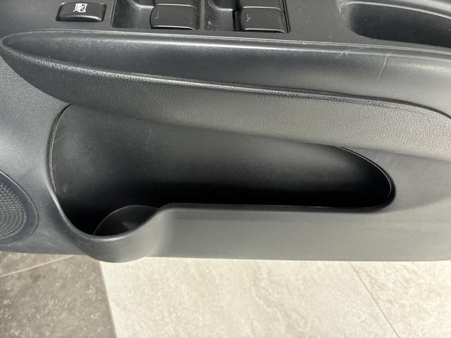 ノートＸ　ＦＯＵＲ４ＷＤ　スマートキー　記録簿　ワンオーナー　エアバッグ　エアコン　パワーステアリング　パワーウィンドウ　ＣＤ　ＡＢＳ（北海道）の中古車