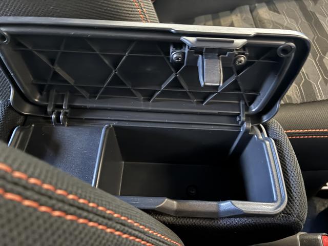 タフトＧ　４ＷＤワンオーナー・４ＷＤ・２．７万Ｋ・ディスプレイオーディオ・バックカメラ・オートエアコン・シートヒーター・ステアリングスイッチ・電動パーキング・ドアバイザー・スマートアシスト搭載車・電子カードキー（北海道）の中古車