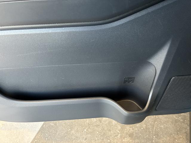 タフトＧ　４ＷＤワンオーナー・４ＷＤ・２．７万Ｋ・ディスプレイオーディオ・バックカメラ・オートエアコン・シートヒーター・ステアリングスイッチ・電動パーキング・ドアバイザー・スマートアシスト搭載車・電子カードキー（北海道）の中古車