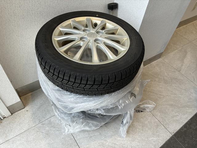 ムーヴコンテＬ　ＶＳII　４ＷＤワンオーナー・４ＷＤ・４．２万Ｋ・ＣＤチューナー・マニュアルエアコン・シートアンダートレイ・ドアバイザー・スタッドレスタイヤ・純正アルミホイール・アイドリングストップ・ヘッドライトコントロール（北海道）の中古車