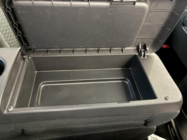 セレナ20X Vセレクション+セーフティ 4WDワンオーナー・4WD・6.2万K・ナビ・バックカメラ・アラウンドビューモニター・ETC・オートエアコン・両側電動スライドドア・クルーズコントロール・ドアサンシェード・スタッドレスタイヤ・ドアバイザー(北海道)の中古車