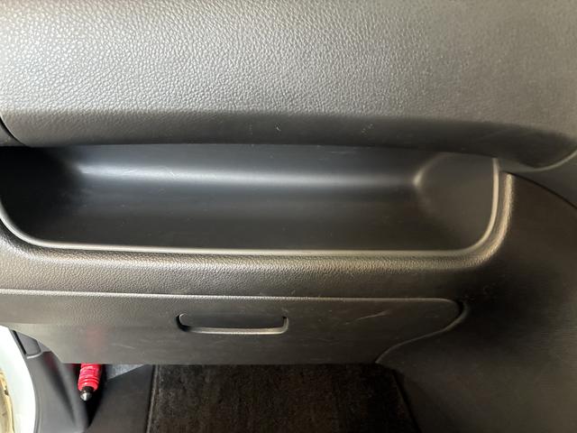 セレナ20X Vセレクション+セーフティ 4WDワンオーナー・4WD・6.2万K・ナビ・バックカメラ・アラウンドビューモニター・ETC・オートエアコン・両側電動スライドドア・クルーズコントロール・ドアサンシェード・スタッドレスタイヤ・ドアバイザー(北海道)の中古車