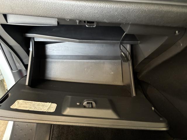 セレナ20X Vセレクション+セーフティ 4WDワンオーナー・4WD・6.2万K・ナビ・バックカメラ・アラウンドビューモニター・ETC・オートエアコン・両側電動スライドドア・クルーズコントロール・ドアサンシェード・スタッドレスタイヤ・ドアバイザー(北海道)の中古車