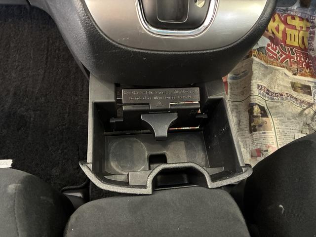 セレナ20X Vセレクション+セーフティ 4WDワンオーナー・4WD・6.2万K・ナビ・バックカメラ・アラウンドビューモニター・ETC・オートエアコン・両側電動スライドドア・クルーズコントロール・ドアサンシェード・スタッドレスタイヤ・ドアバイザー(北海道)の中古車