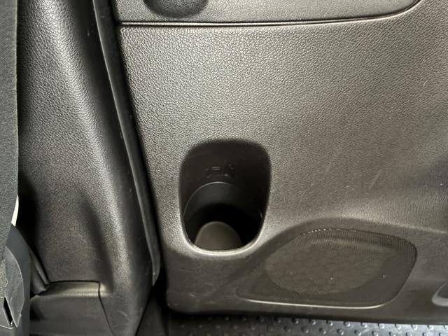 セレナ20X Vセレクション+セーフティ 4WDワンオーナー・4WD・6.2万K・ナビ・バックカメラ・アラウンドビューモニター・ETC・オートエアコン・両側電動スライドドア・クルーズコントロール・ドアサンシェード・スタッドレスタイヤ・ドアバイザー(北海道)の中古車