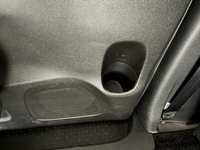 セレナ20X Vセレクション+セーフティ 4WDワンオーナー・4WD・6.2万K・ナビ・バックカメラ・アラウンドビューモニター・ETC・オートエアコン・両側電動スライドドア・クルーズコントロール・ドアサンシェード・スタッドレスタイヤ・ドアバイザー(北海道)の中古車