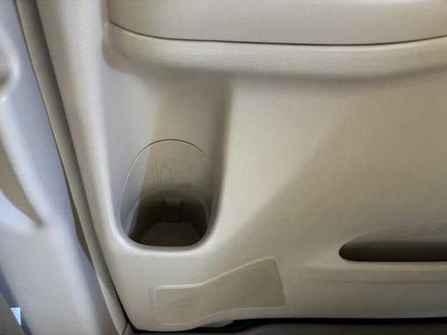 ヴェルファイアハイブリッドX 4WDワンオーナー・4WD・9.9万K・ナビ・バックカメラ・ETC・オートエアコン・ドライブレコーダー・ステアリングスイッチ・クルーズコントロール・ドアバイザー・スタッドレスタイヤ・片側電動スライドドア(北海道)の中古車