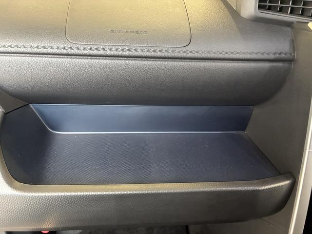 トールカスタムG 4WDワンオーナー・4WD・4.8万K・ディスプレイオーディオ・パノラマモニター・ステアリングスイッチ・クルーズコントロール・ETC・ドライブレコーダー・オートエアコン・シートバックテーブル・スタッドレス(北海道)の中古車