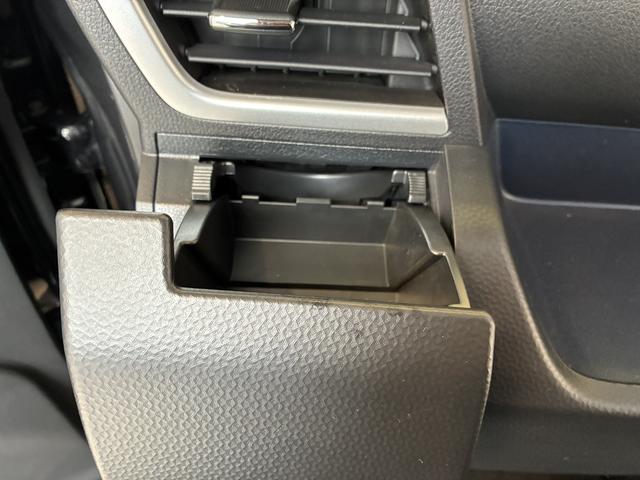 トールカスタムG 4WDワンオーナー・4WD・4.8万K・ディスプレイオーディオ・パノラマモニター・ステアリングスイッチ・クルーズコントロール・ETC・ドライブレコーダー・オートエアコン・シートバックテーブル・スタッドレス(北海道)の中古車