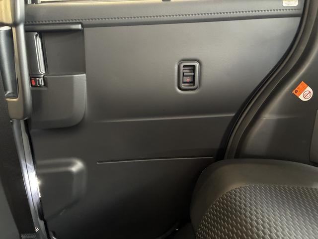 トールカスタムG 4WDワンオーナー・4WD・4.8万K・ディスプレイオーディオ・パノラマモニター・ステアリングスイッチ・クルーズコントロール・ETC・ドライブレコーダー・オートエアコン・シートバックテーブル・スタッドレス(北海道)の中古車