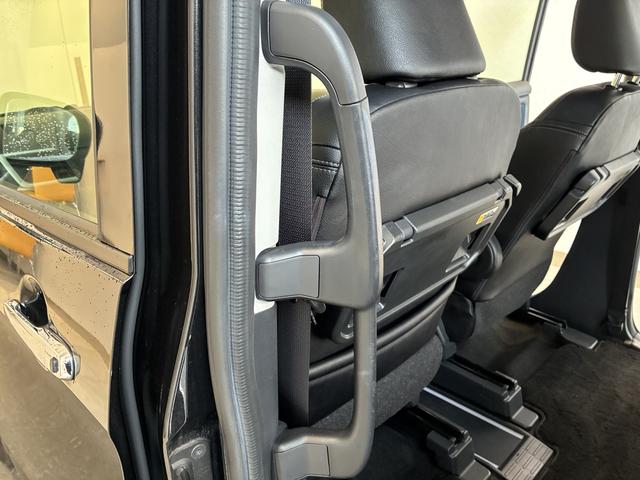 トールカスタムG 4WDワンオーナー・4WD・4.8万K・ディスプレイオーディオ・パノラマモニター・ステアリングスイッチ・クルーズコントロール・ETC・ドライブレコーダー・オートエアコン・シートバックテーブル・スタッドレス(北海道)の中古車