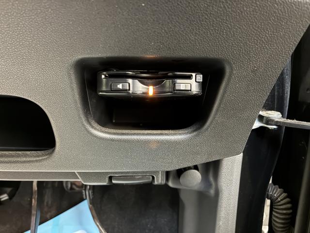 ムーヴカスタム　ＲＳ　４ＷＤワンオーナー・４ＷＤ・６．７万Ｋ・ナビ・バックカメラ・ＥＴＣ・オートエアコン・ステアリングスイッチ・シートアンダートレイ・ドアバイザー・電子カードキー・純正アルミホイール・エンジンスターター（北海道）の中古車