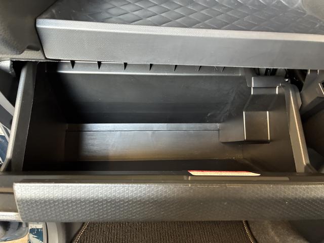 タントカスタムXスタイルセレクション 4WDワンオーナー・4WD・2.4万K・ナビ・ETC・ドライブレコーダー・ステアリングスイッチ・オートエアコン・シートバックテーブル・ドアサンシェード・スタッドレスタイヤ・スマートアシスト・電子カードキー(北海道)の中古車