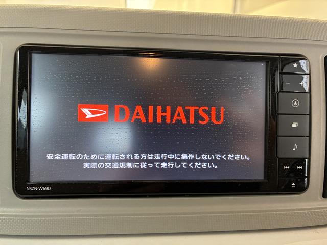 ミラトコットＸ　ＳＡIII　４ＷＤワンオーナー・４ＷＤ・１．７万Ｋ・ナビ・バックカメラ・ステアリングスイッチ・マニュアルエアコン・ドアバイザー・スタッドレスタイヤ・横滑り防止・スマートアシスト搭載車・ヘッドライトコントロール　フルセグ（北海道）の中古車