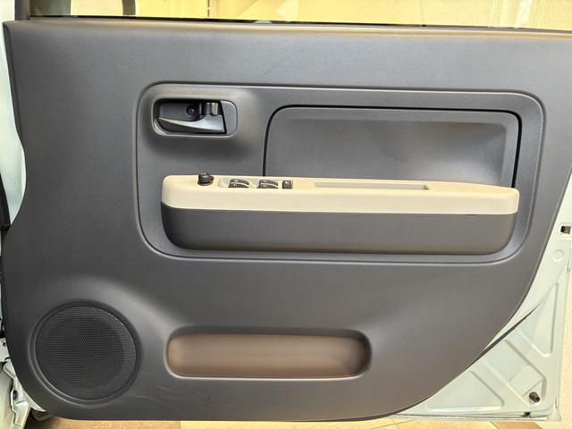 ミラトコットＸ　ＳＡIII　４ＷＤワンオーナー・４ＷＤ・１．７万Ｋ・ナビ・バックカメラ・ステアリングスイッチ・マニュアルエアコン・ドアバイザー・スタッドレスタイヤ・横滑り防止・スマートアシスト搭載車・ヘッドライトコントロール　フルセグ（北海道）の中古車