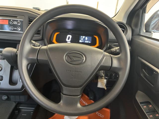 ミライースＬ　ＳＡIII　４ＷＤワンオーナー・４ＷＤ・１．１万Ｋ・ＣＤチューナー・マニュアルエアコン・ドアバイザー・スタッドレスタイヤ・キーレスエントリー・横滑り防止・ヘッドライトコントロール・衝突回避支援システム・スマートアシスト（北海道）の中古車