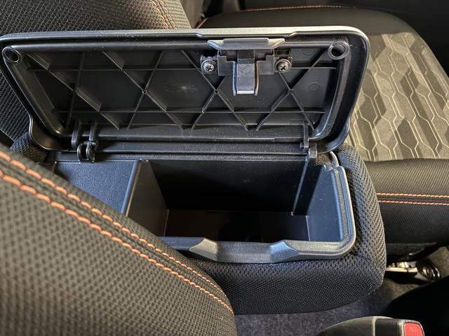 タフトＧ　４ＷＤワンオーナー・４ＷＤ・３．８万Ｋ・ナビ・バックカメラ・ＥＴＣ・ドライブレコーダー・ステアリングスイッチ・シートヒーター・オートエアコン・電動パーキング・ドアバイザー・電子カードキー・スマートアシスト（北海道）の中古車