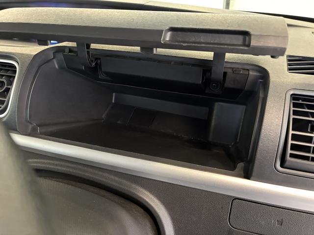 タントカスタムRS トップエディションSA 4WDワンオーナー・4WD・9.2万K・ナビ・バックカメラ・ステアリングスイッチ・オートエアコン・両側電動スライドドア・ドアバイザー・スタッドレスタイヤ・電子カードキー・エンジンスターター・電動格納ミラー(北海道)の中古車