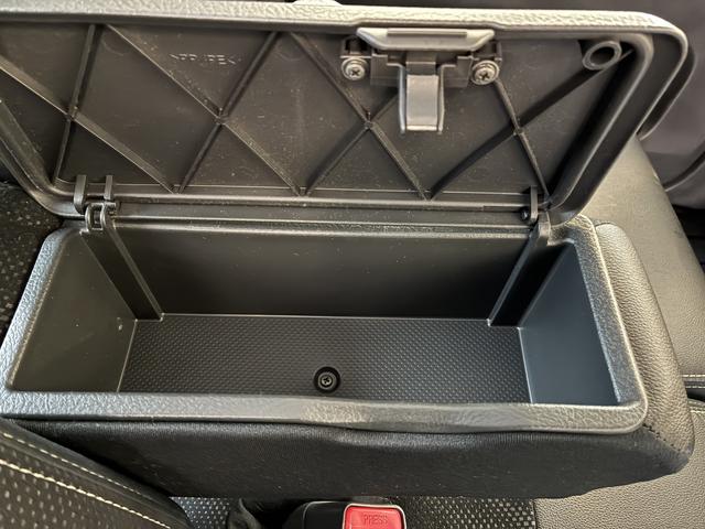 タントカスタムRS トップエディションSA 4WDワンオーナー・4WD・9.2万K・ナビ・バックカメラ・ステアリングスイッチ・オートエアコン・両側電動スライドドア・ドアバイザー・スタッドレスタイヤ・電子カードキー・エンジンスターター・電動格納ミラー(北海道)の中古車