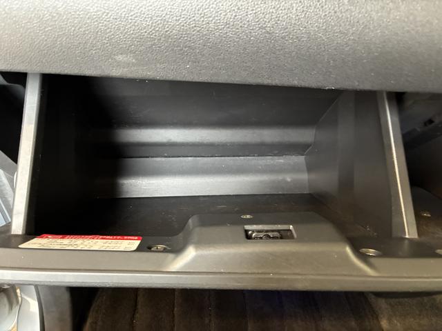 タントカスタムRS トップエディションSA 4WDワンオーナー・4WD・9.2万K・ナビ・バックカメラ・ステアリングスイッチ・オートエアコン・両側電動スライドドア・ドアバイザー・スタッドレスタイヤ・電子カードキー・エンジンスターター・電動格納ミラー(北海道)の中古車