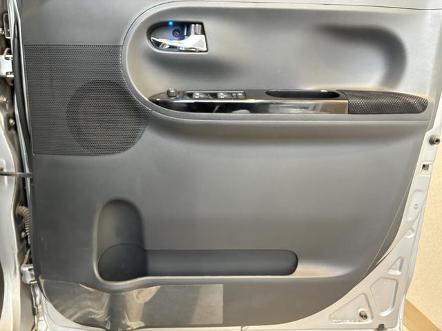 タントカスタムRS トップエディションSA 4WDワンオーナー・4WD・9.2万K・ナビ・バックカメラ・ステアリングスイッチ・オートエアコン・両側電動スライドドア・ドアバイザー・スタッドレスタイヤ・電子カードキー・エンジンスターター・電動格納ミラー(北海道)の中古車