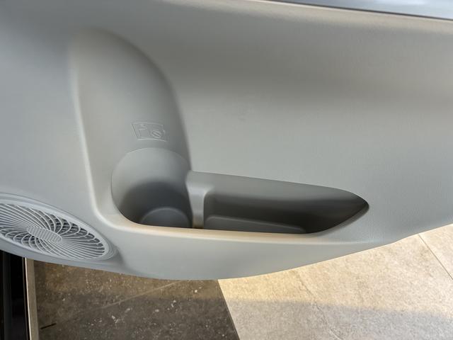 キャストスタイルＧ　ＳＡII　４ＷＤワンオーナー・４ＷＤ・５．４Ｋ・ナビ・バックカメラ・ステアリングスイッチ・オートエアコン・スマートアシスト搭載車・スタッドレスタイヤ・ドアバイザー・電子カードキー・シートアンダートレイ・アルミホイール（北海道）の中古車