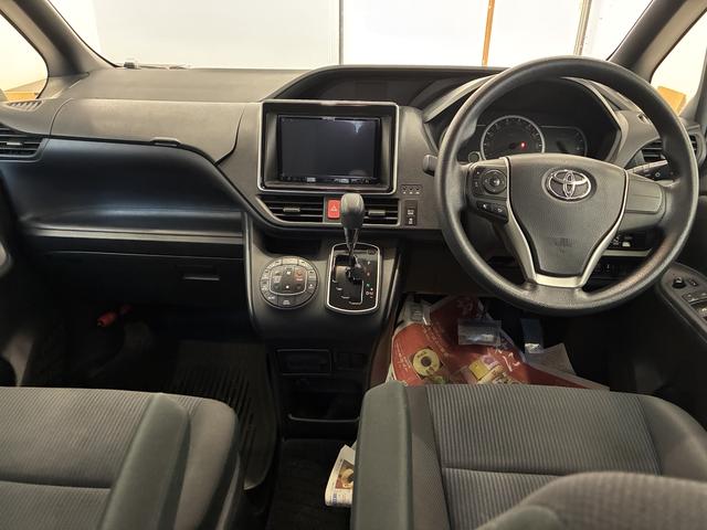 ノアX 4WDワンオーナー・4WD・12.7万?・ナビ・バックカメラ・ETC・ドライブレコーダー・ステアリングスイッチ・オートエアコン・片側電動スライドドア・ドアサンシェード・ドアバイザー・電子カードキー(北海道)の中古車