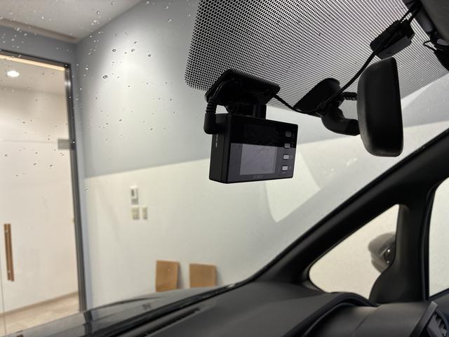 ノアX 4WDワンオーナー・4WD・12.7万?・ナビ・バックカメラ・ETC・ドライブレコーダー・ステアリングスイッチ・オートエアコン・片側電動スライドドア・ドアサンシェード・ドアバイザー・電子カードキー(北海道)の中古車